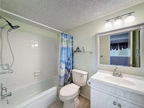 90 S Highland Avenue Tarpon Springs FL 34689