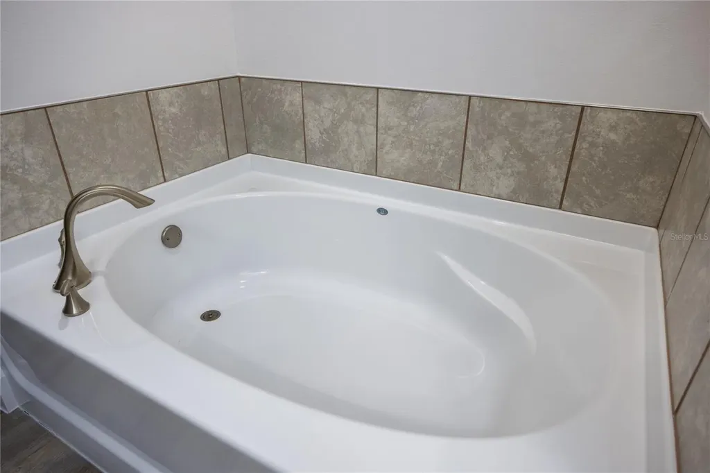13879 NW 150th Circle Alachua FL 32615