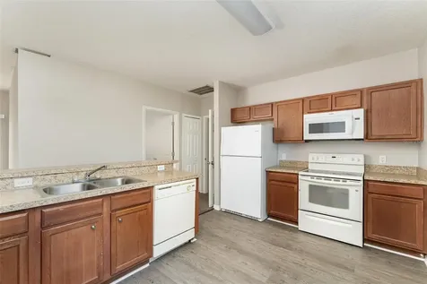 998 Cumberland Drive Kissimmee FL 34759
