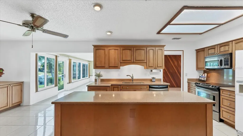 4515 Mangrove Point Road Bradenton FL 34210