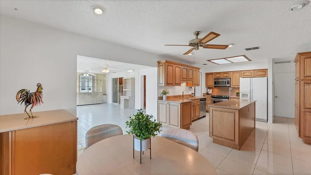 4515 Mangrove Point Road Bradenton FL 34210