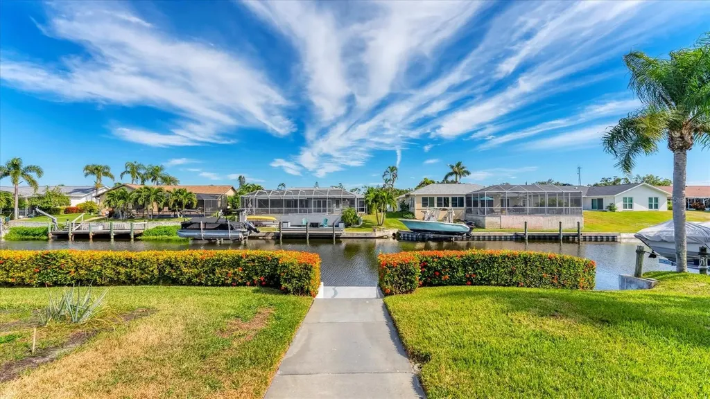 4515 Mangrove Point Road Bradenton FL 34210