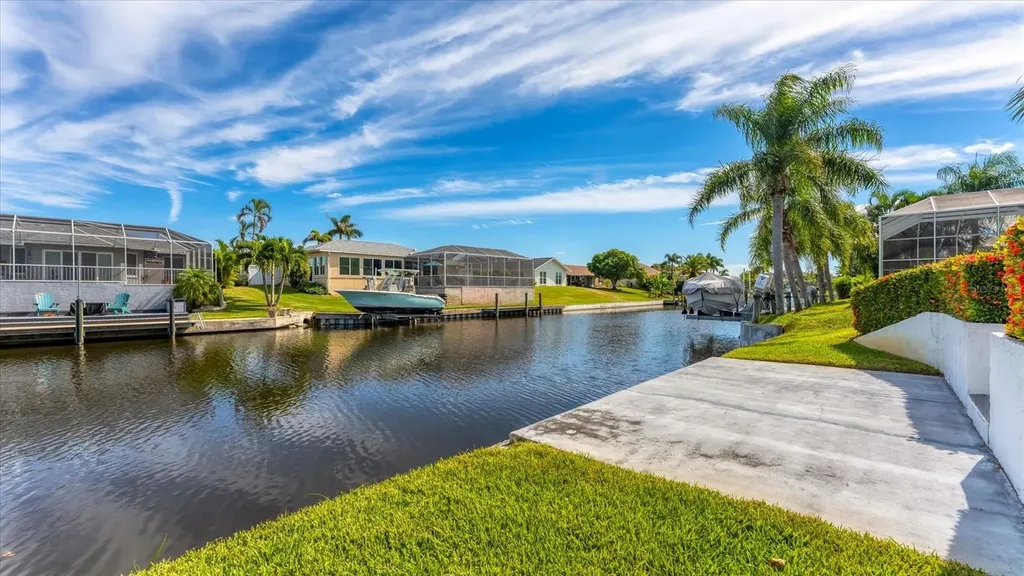 4515 Mangrove Point Road Bradenton FL 34210