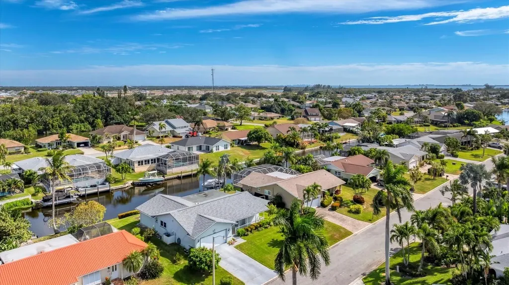4515 Mangrove Point Road Bradenton FL 34210