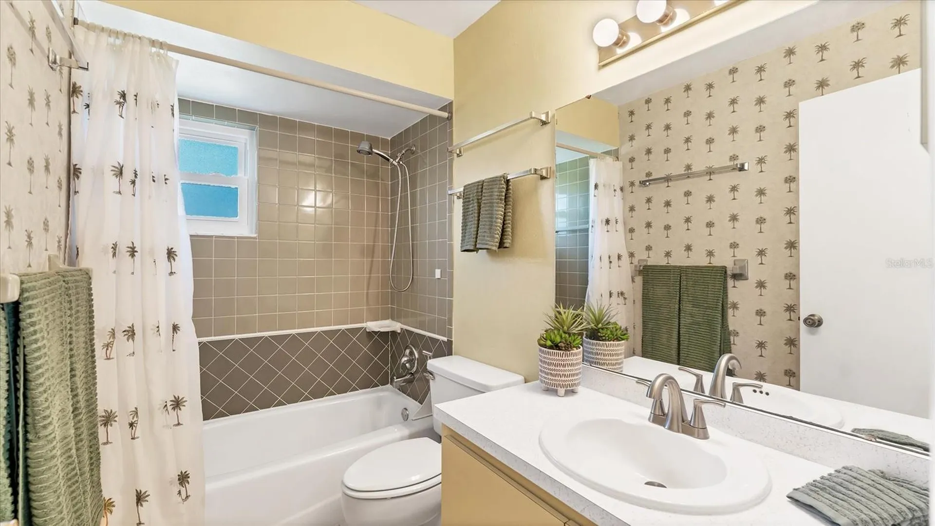 4515 Mangrove Point Road Bradenton FL 34210