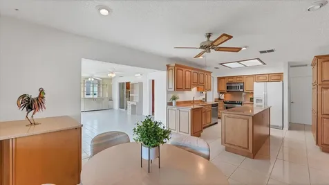 4515 Mangrove Point Road Bradenton FL 34210