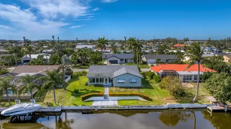 4515 Mangrove Point Road Bradenton FL 34210