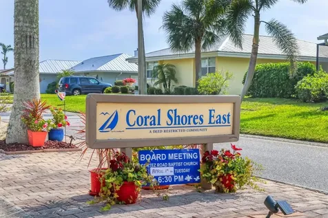 4515 Mangrove Point Road Bradenton FL 34210