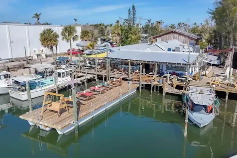 4515 Mangrove Point Road Bradenton FL 34210