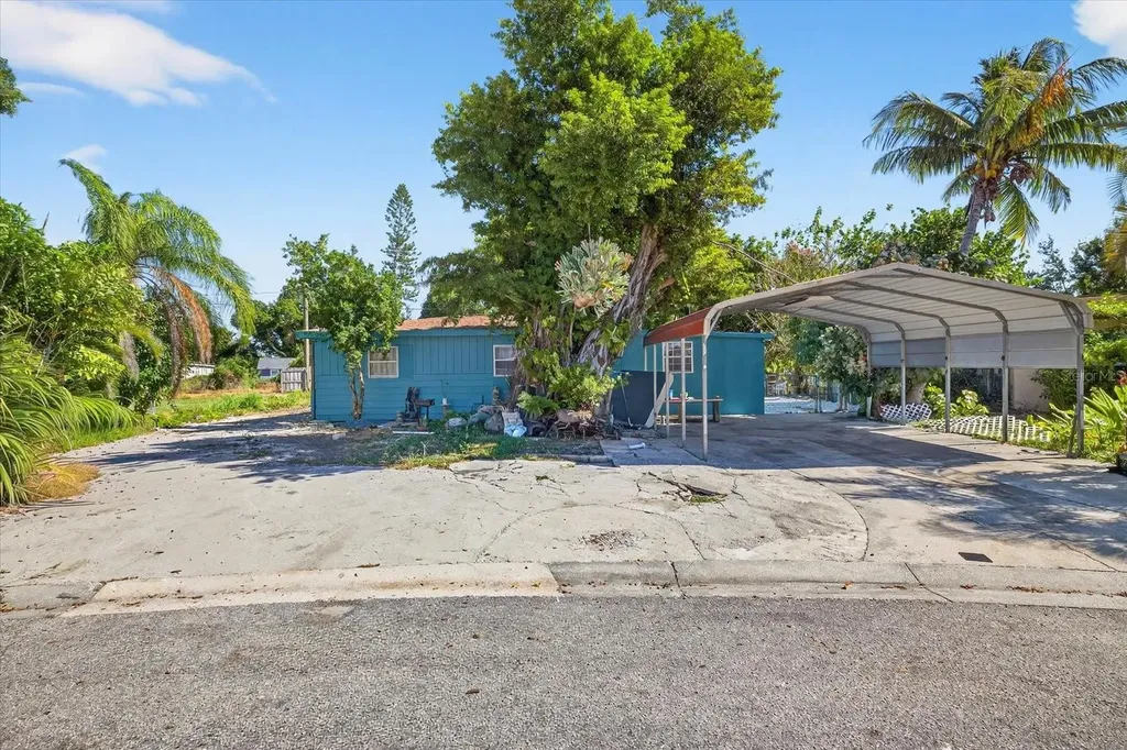 2839 19th Street W Bradenton FL 34205