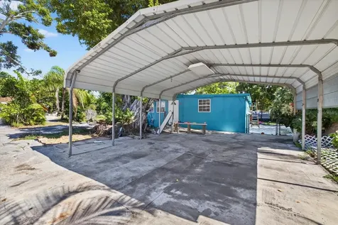 2839 19th Street W Bradenton FL 34205
