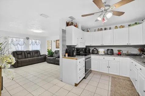 2839 19th Street W Bradenton FL 34205