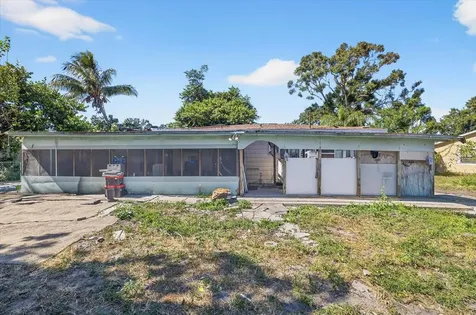 2839 19th Street W Bradenton FL 34205