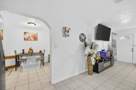 2839 19th Street W Bradenton FL 34205