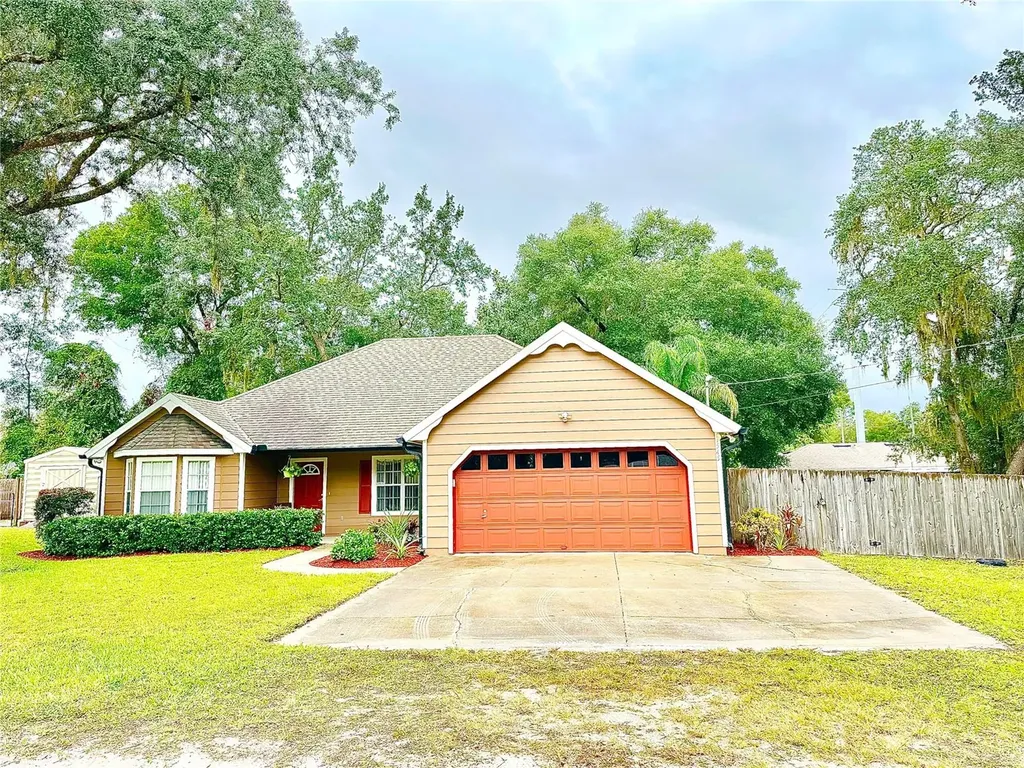1545 12th Street Orange City FL 32763