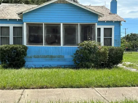 2456 25th Avenue S St Petersburg FL 33712