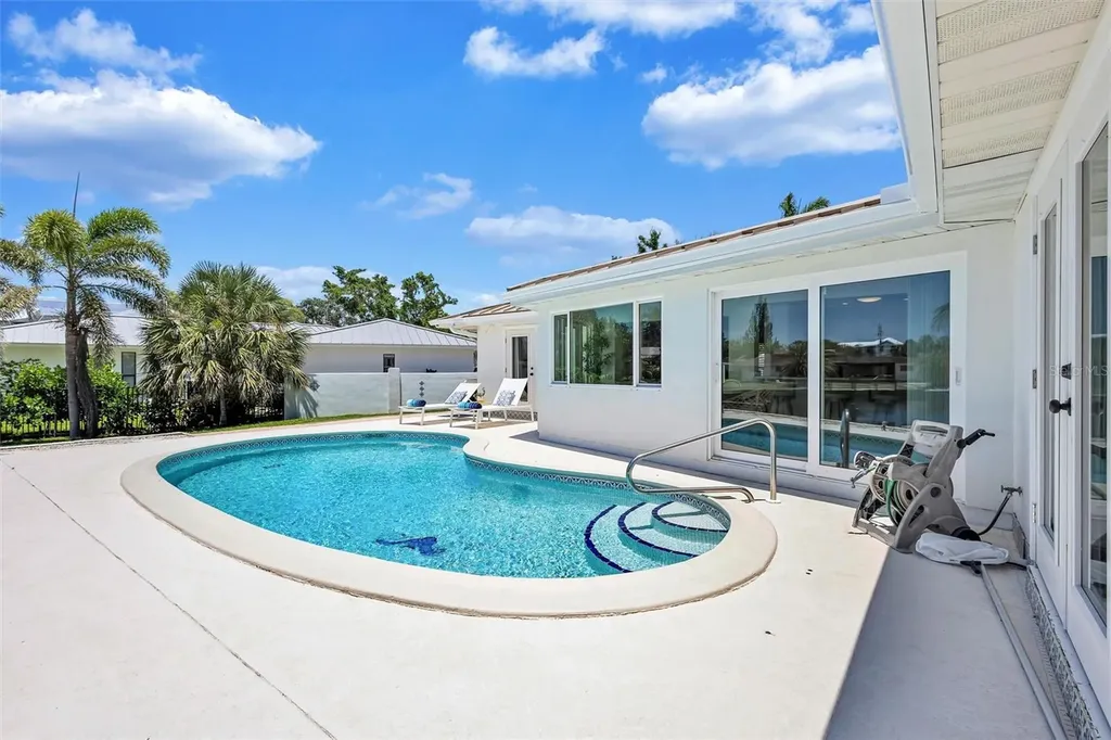 6962 Belgrave Drive Sarasota FL 34242