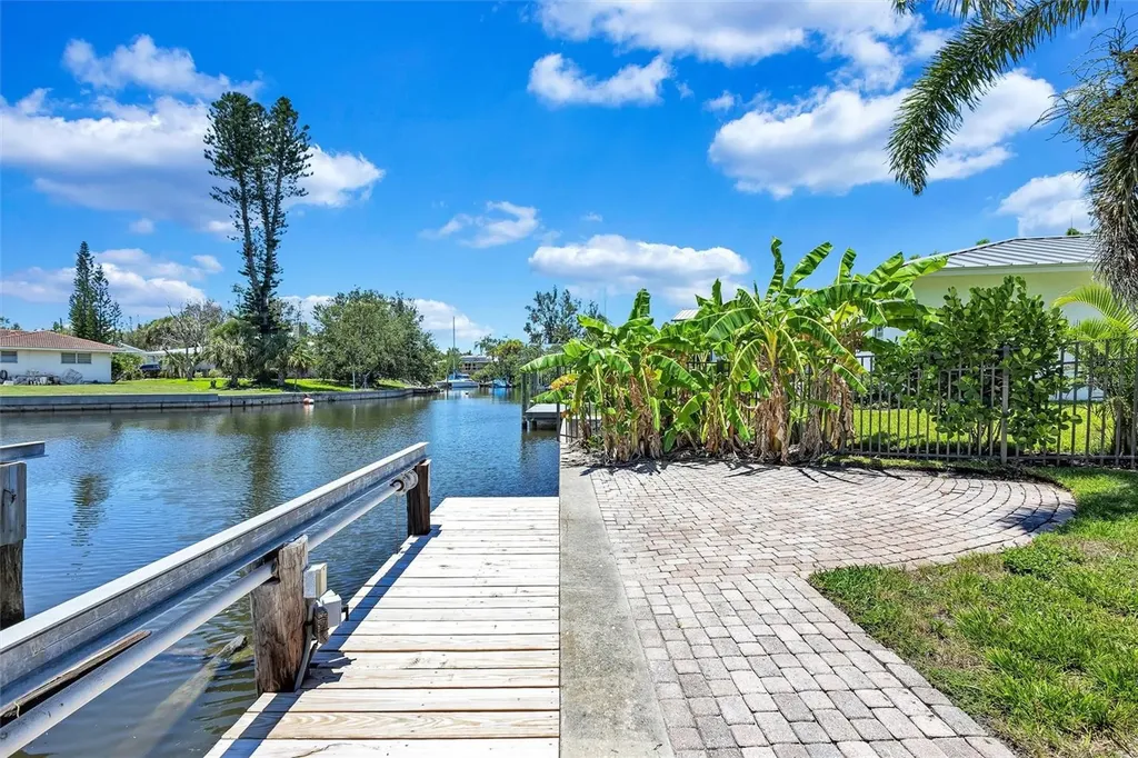 6962 Belgrave Drive Sarasota FL 34242