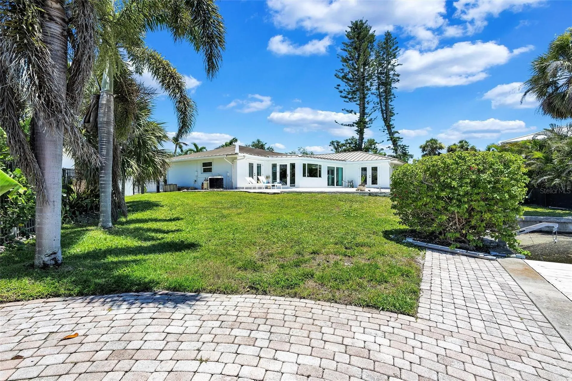 6962 Belgrave Drive Sarasota FL 34242
