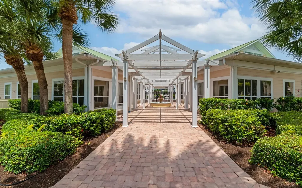 4802 51st Street W Bradenton FL 34210