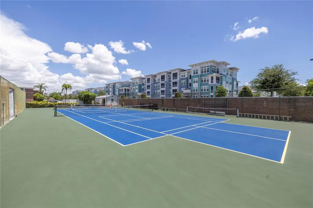 4115 34th Way S St Petersburg FL 33711