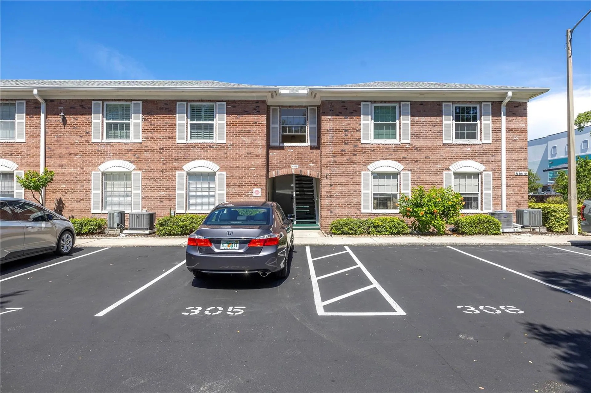4115 34th Way S St Petersburg FL 33711