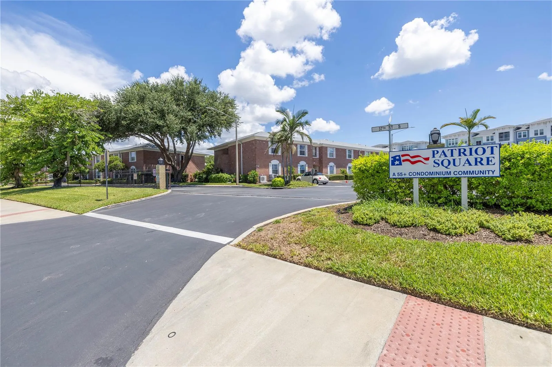 4115 34th Way S St Petersburg FL 33711
