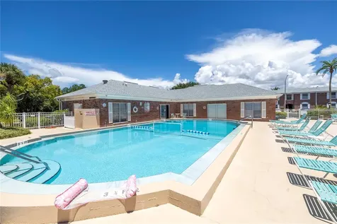 4115 34th Way S St Petersburg FL 33711