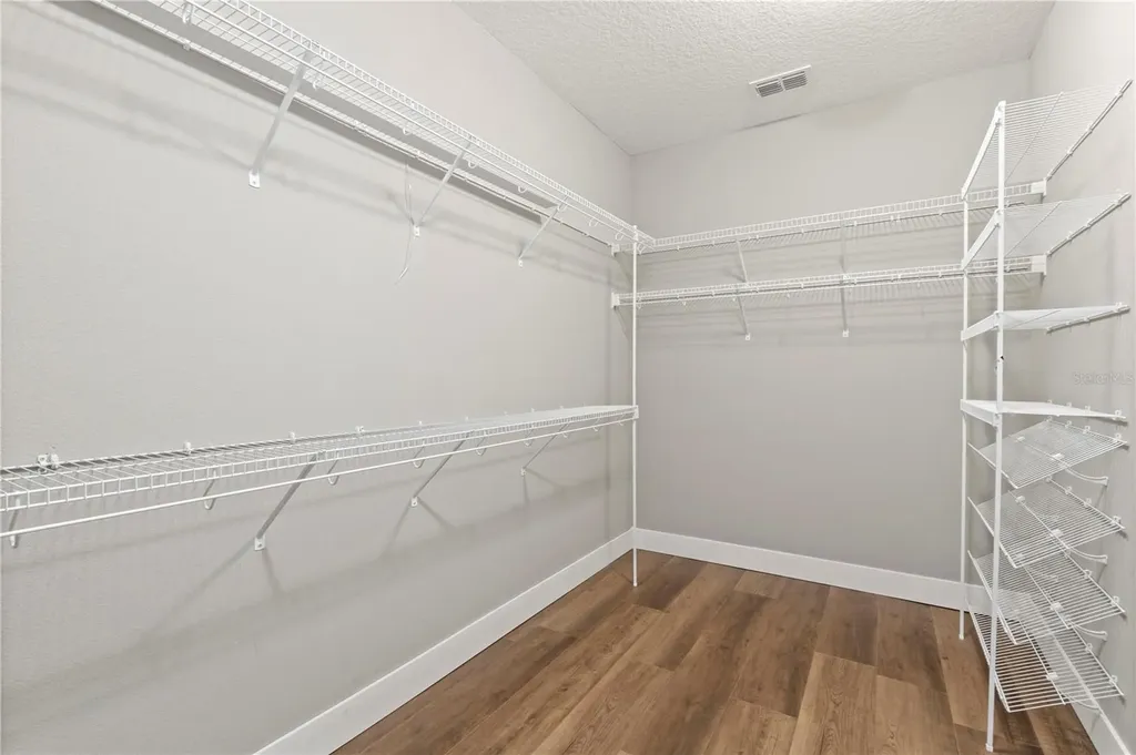 31958 Redtail Reserve Boulevard Sorrento FL 32776