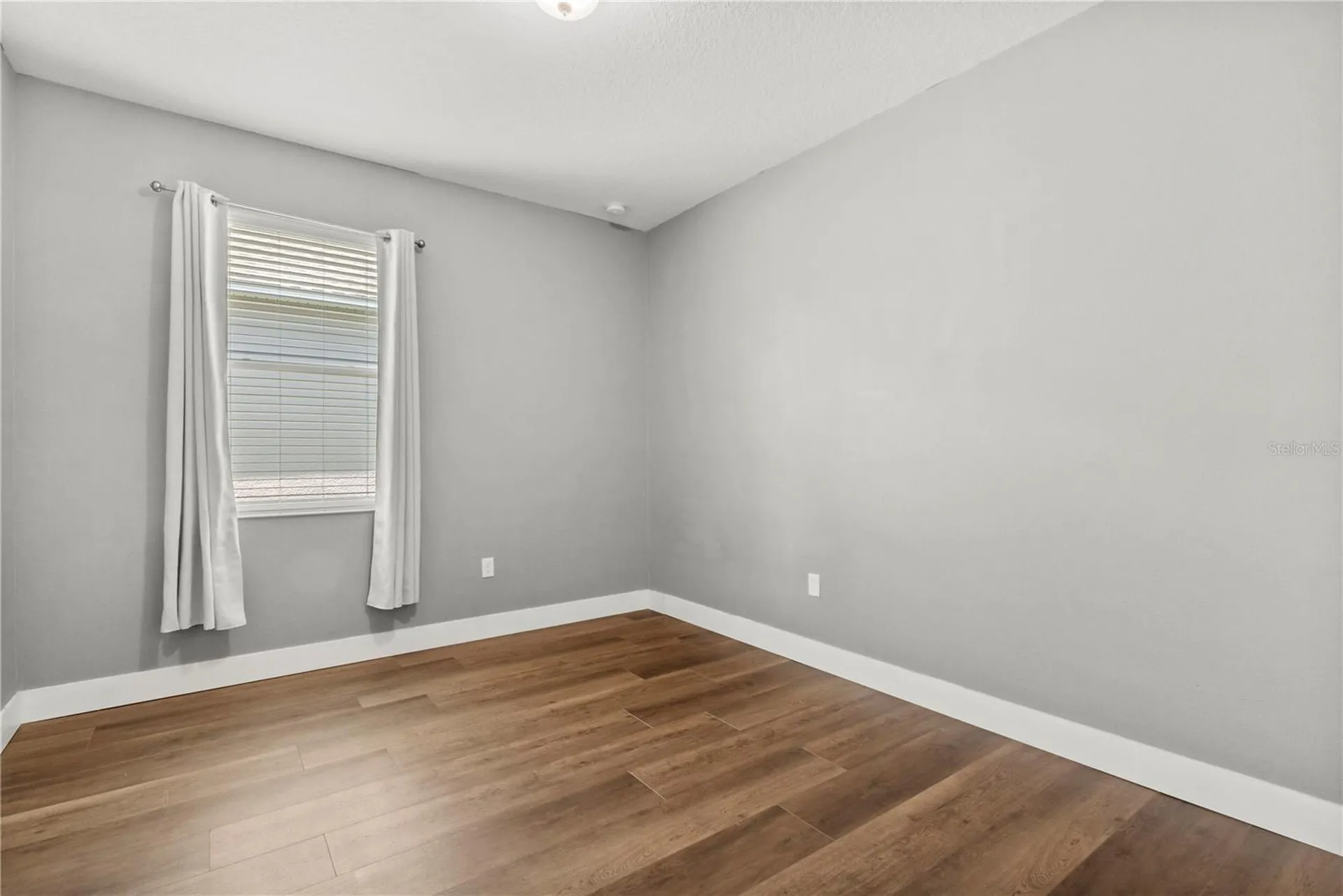 31958 Redtail Reserve Boulevard Sorrento FL 32776