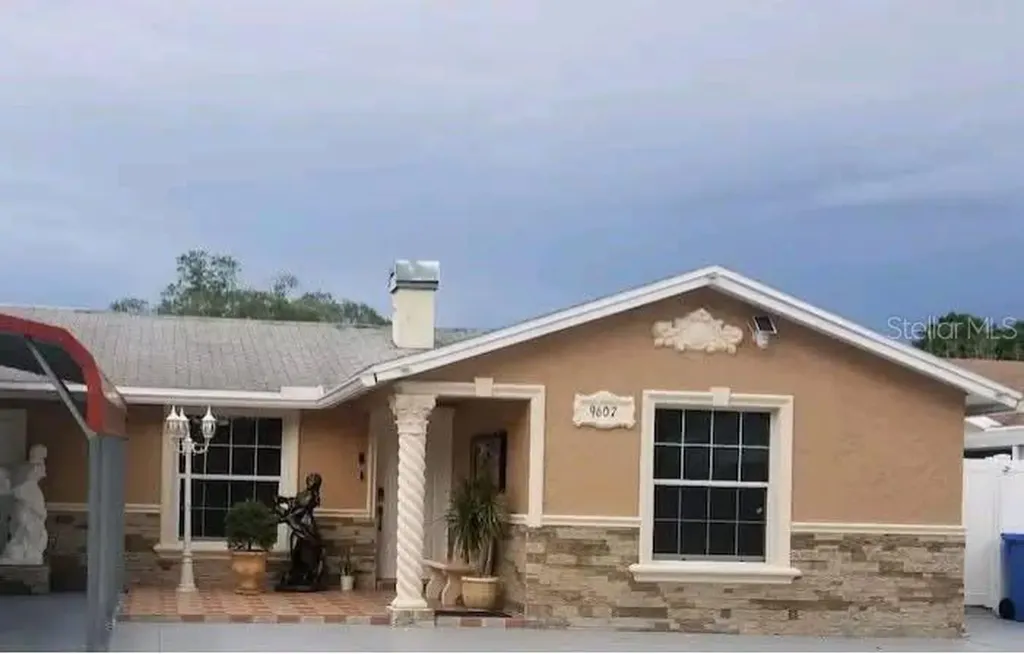 9607 Kingsburgh Court Tampa FL 33615