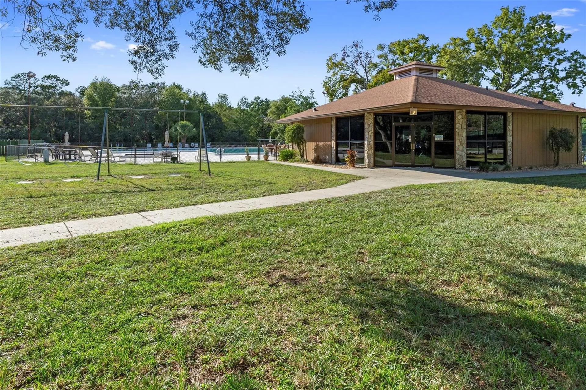 72 Chinaberry Circle Homosassa FL 34446