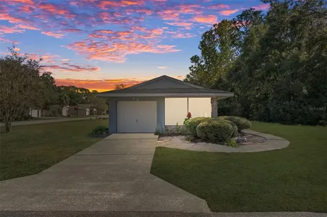 72 Chinaberry Circle Homosassa FL 34446