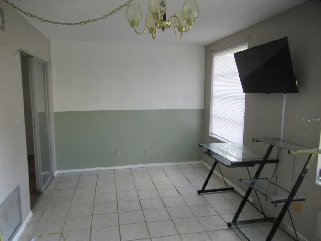 2466 Ecuadorian Way Clearwater FL 33763