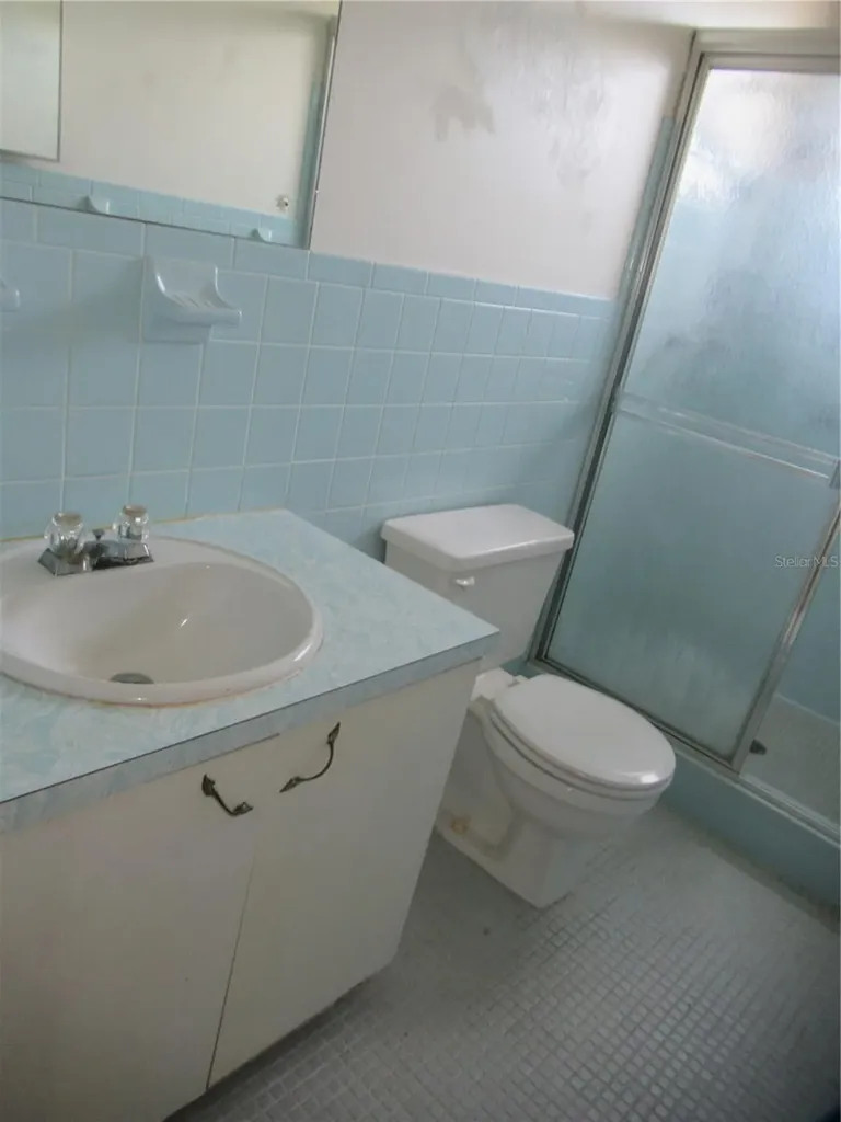 2466 Ecuadorian Way Clearwater FL 33763