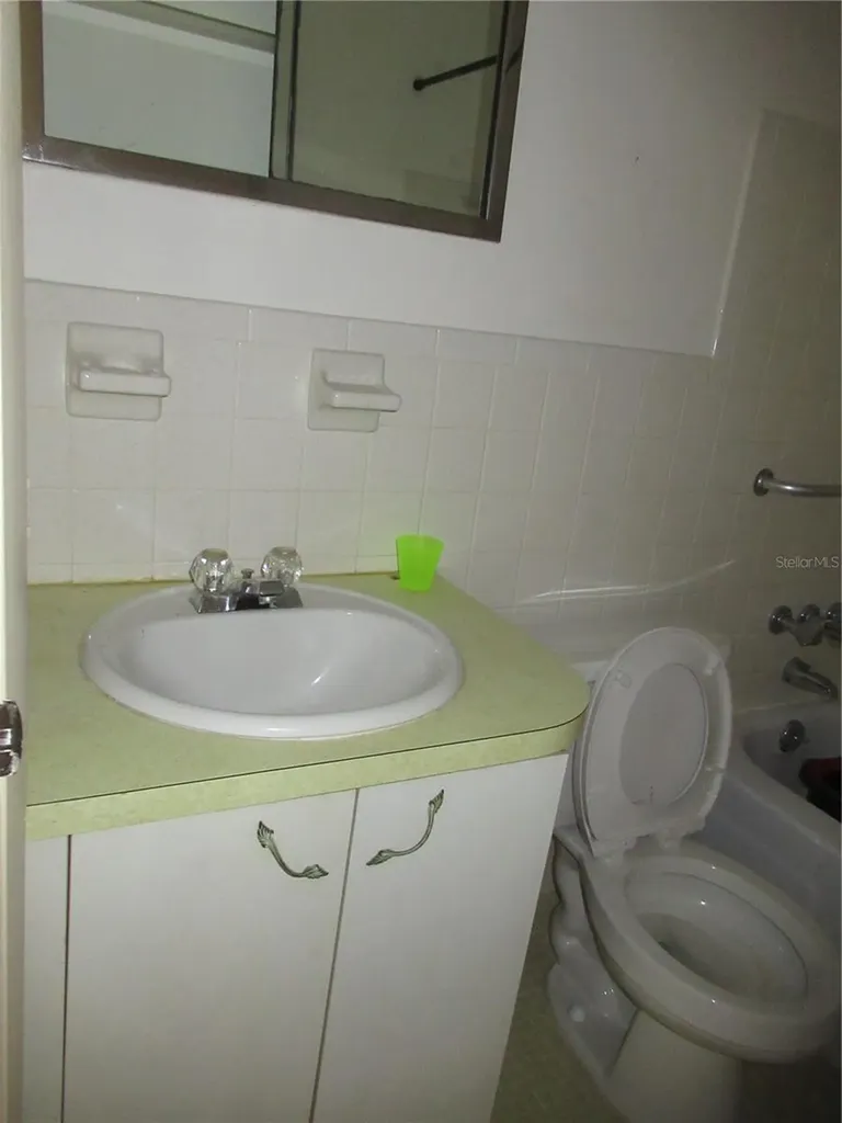 2466 Ecuadorian Way Clearwater FL 33763