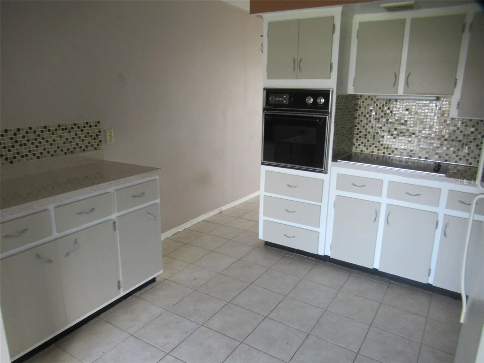 2466 Ecuadorian Way Clearwater FL 33763