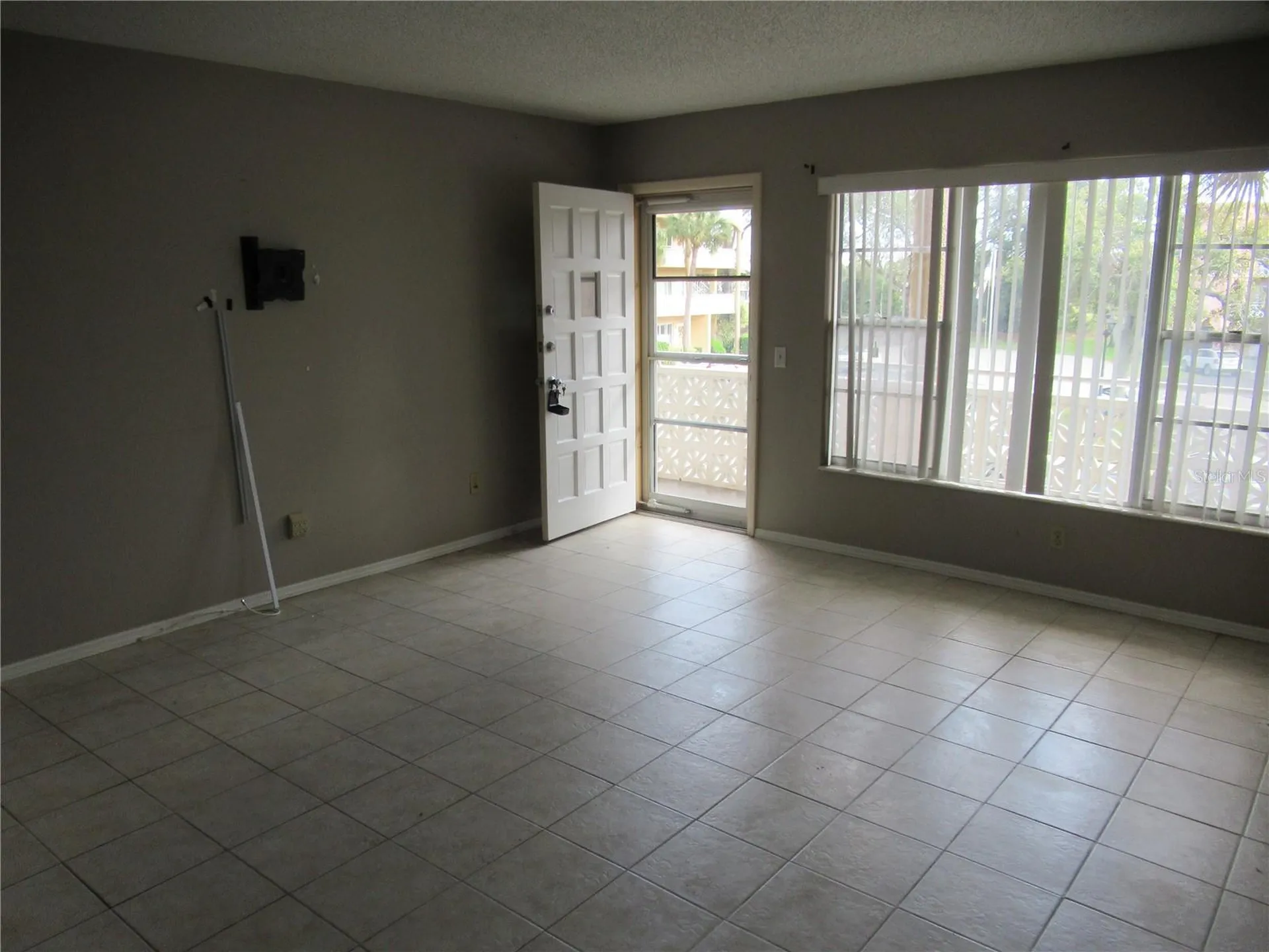 2466 Ecuadorian Way Clearwater FL 33763