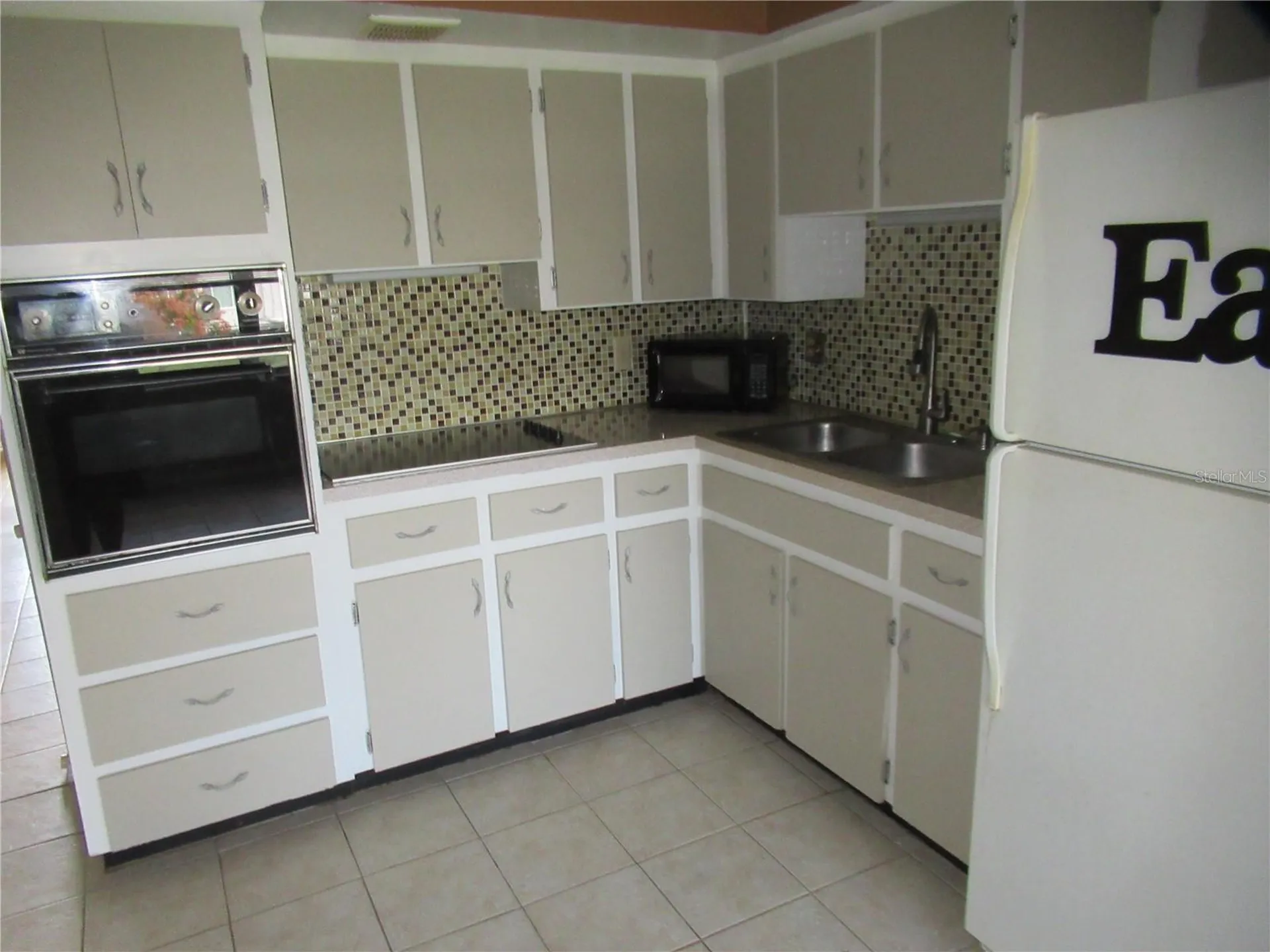 2466 Ecuadorian Way Clearwater FL 33763
