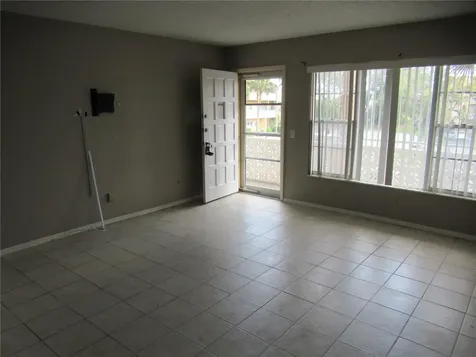 2466 Ecuadorian Way Clearwater FL 33763