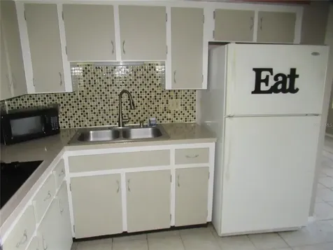 2466 Ecuadorian Way Clearwater FL 33763