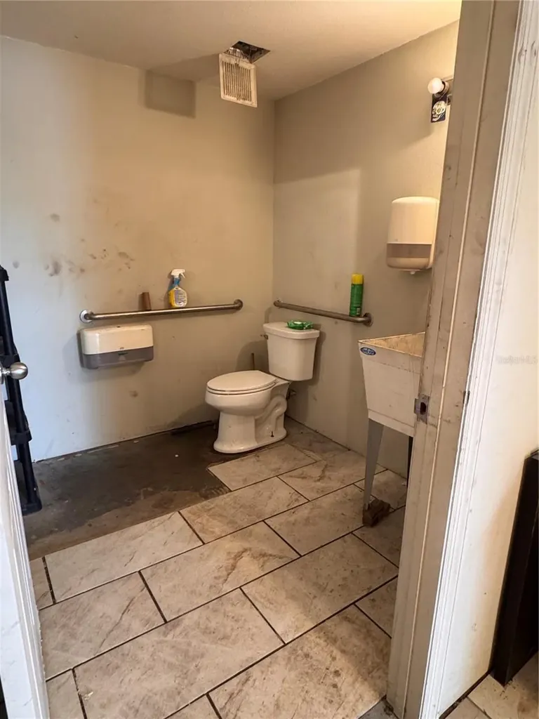 2160 Edgewood Drive S Lakeland FL 33803