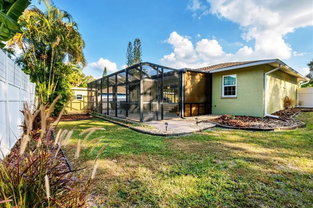 1275 42nd Street Sarasota FL 34234