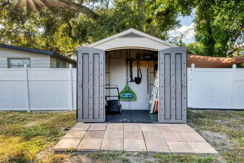 1275 42nd Street Sarasota FL 34234