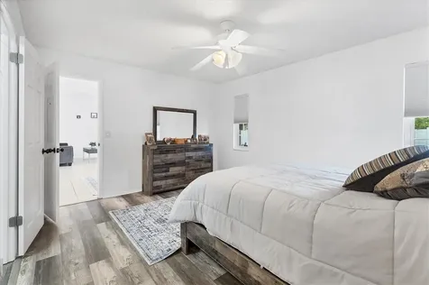 1275 42nd Street Sarasota FL 34234