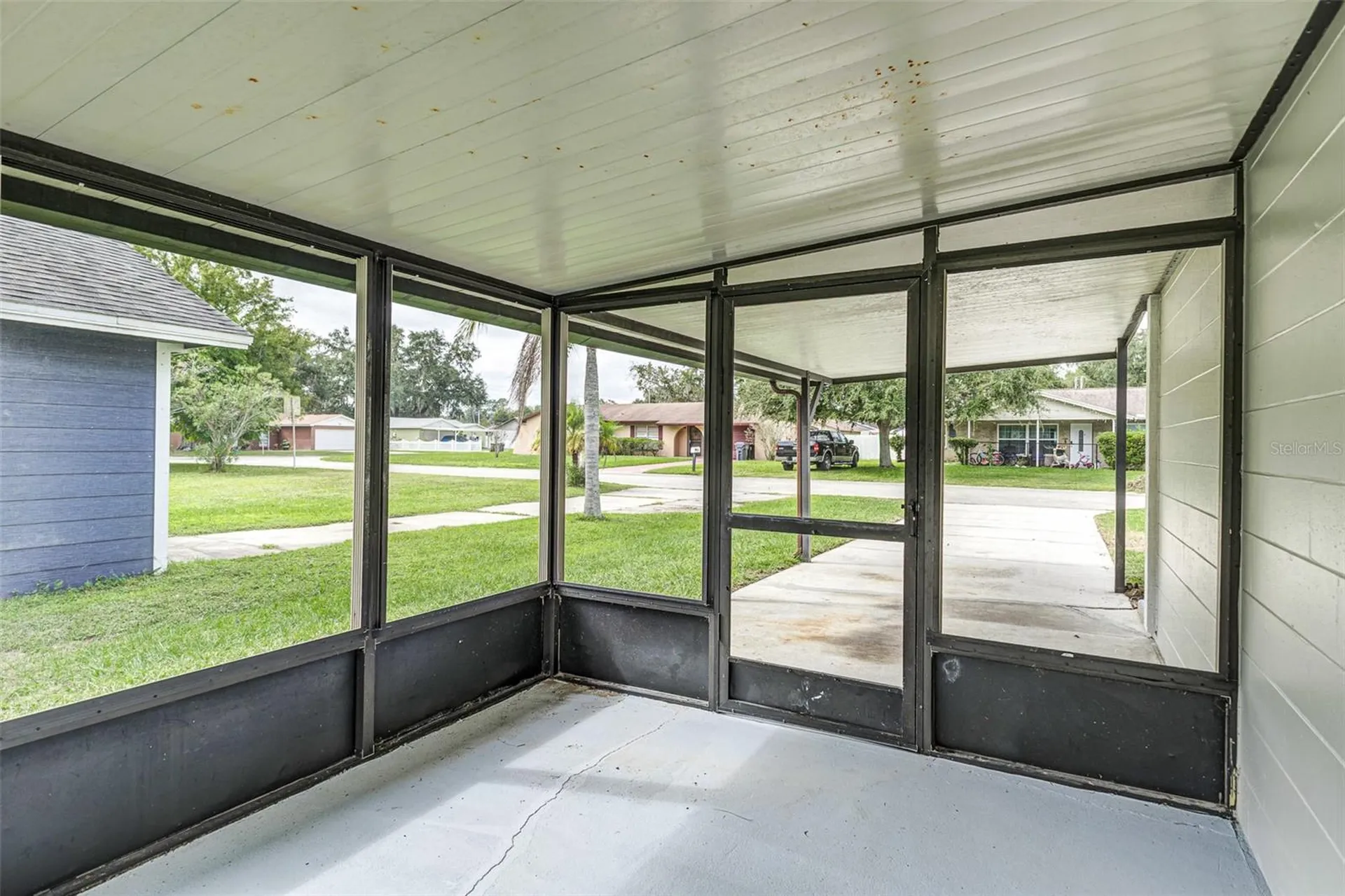 2405 Delrose Drive E Lakeland FL 33805