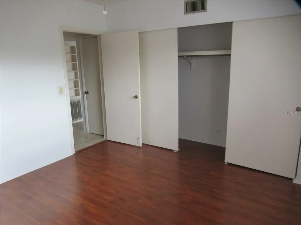 2286 Norwegian Clearwater FL 33763