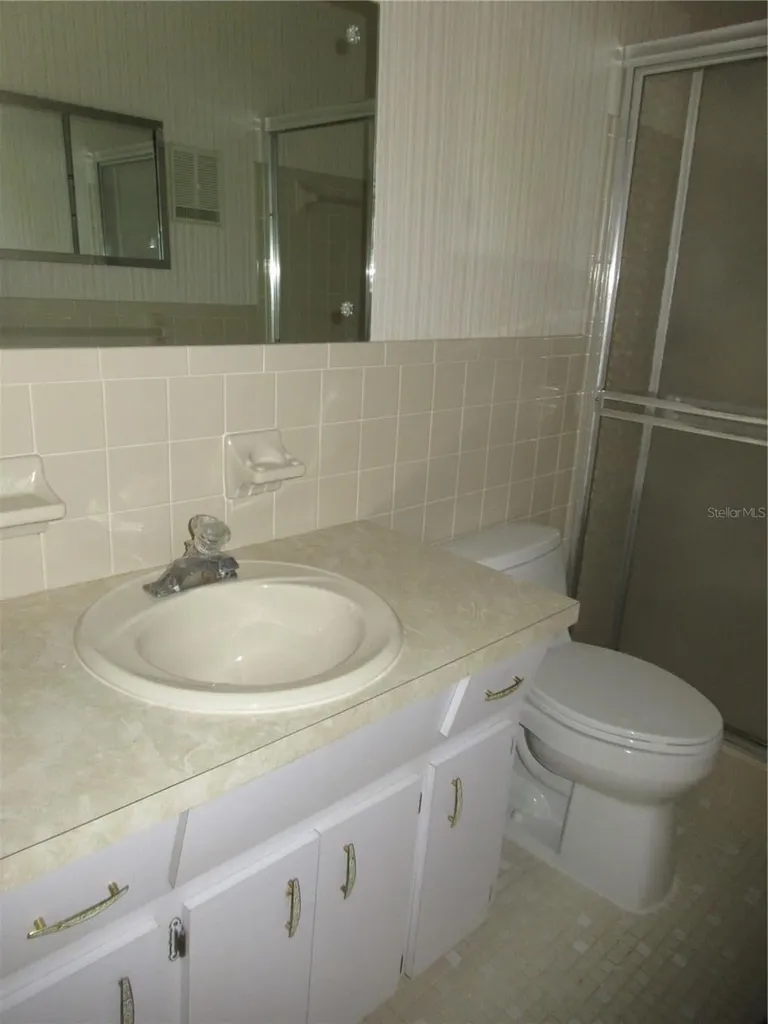 2286 Norwegian Clearwater FL 33763