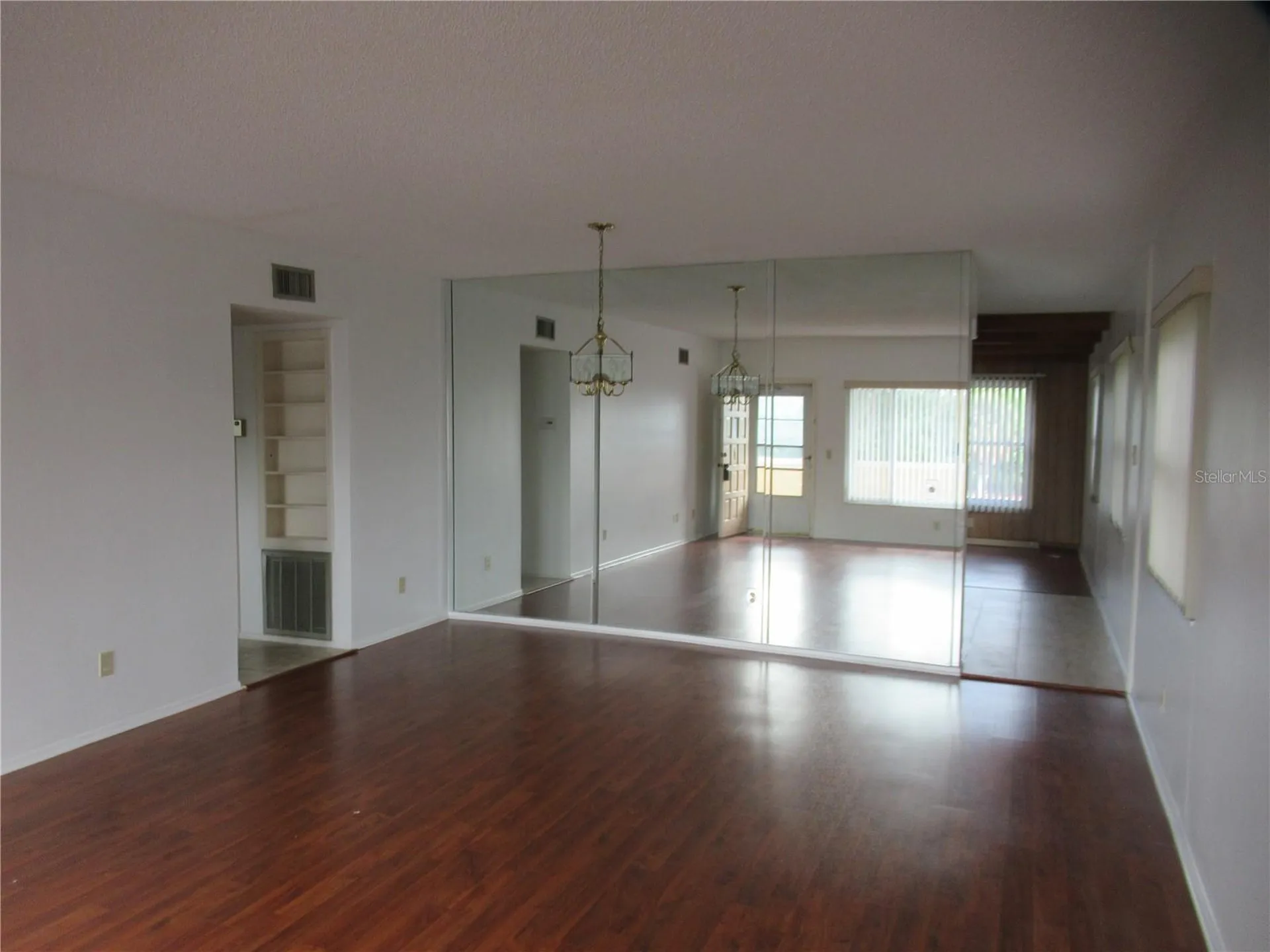 2286 Norwegian Clearwater FL 33763