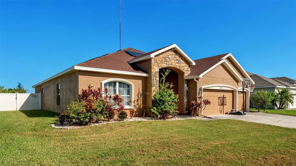 2574 Highlands Creek Way Lakeland FL 33813